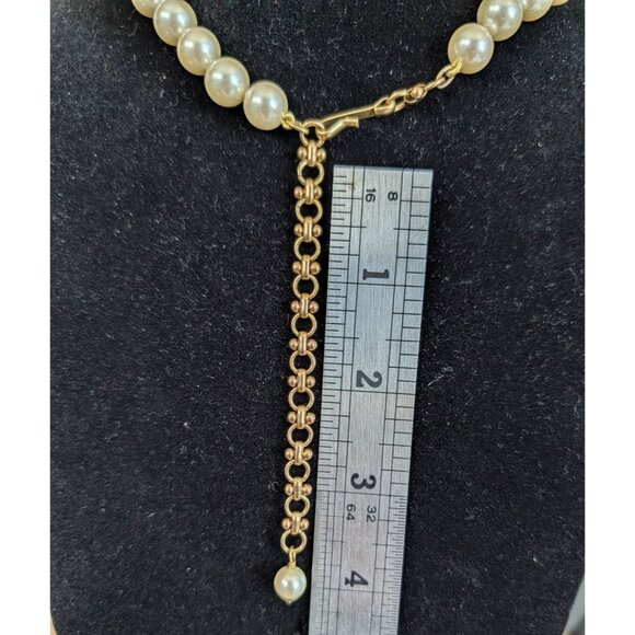 Heidi Daus Pearl Rhinestone Dragonfly Pendant Necklace - Picture 9 of 15